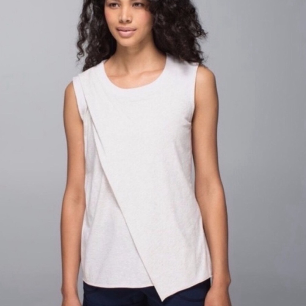 Lululemon heathered cream tank